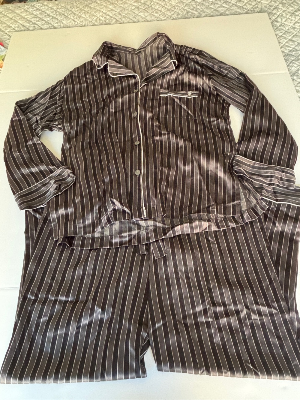 Victoria's Secret Charcoal Pinstripe Satin 2 Piece Pajama Set Top Pants - Large
